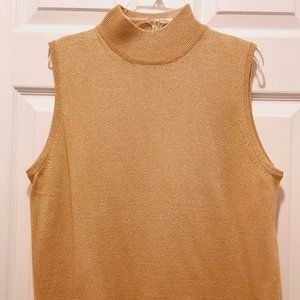 Sleeveless top with mock turtle neck - Used